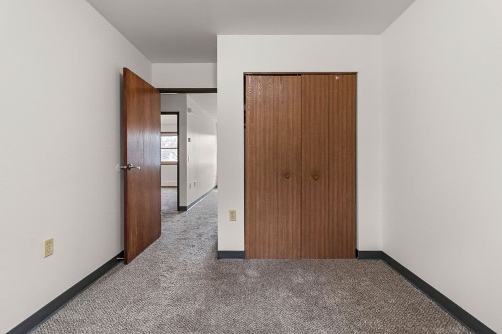 Plover Apartment: 2956 Hickory Drive