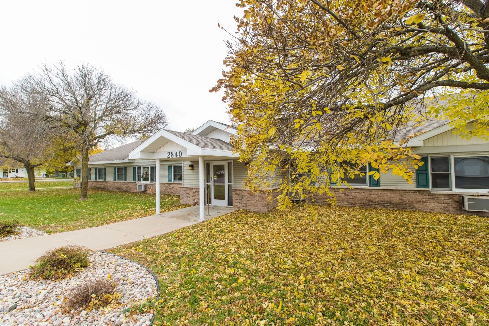 Plover Apartment: 2956 Hickory Drive