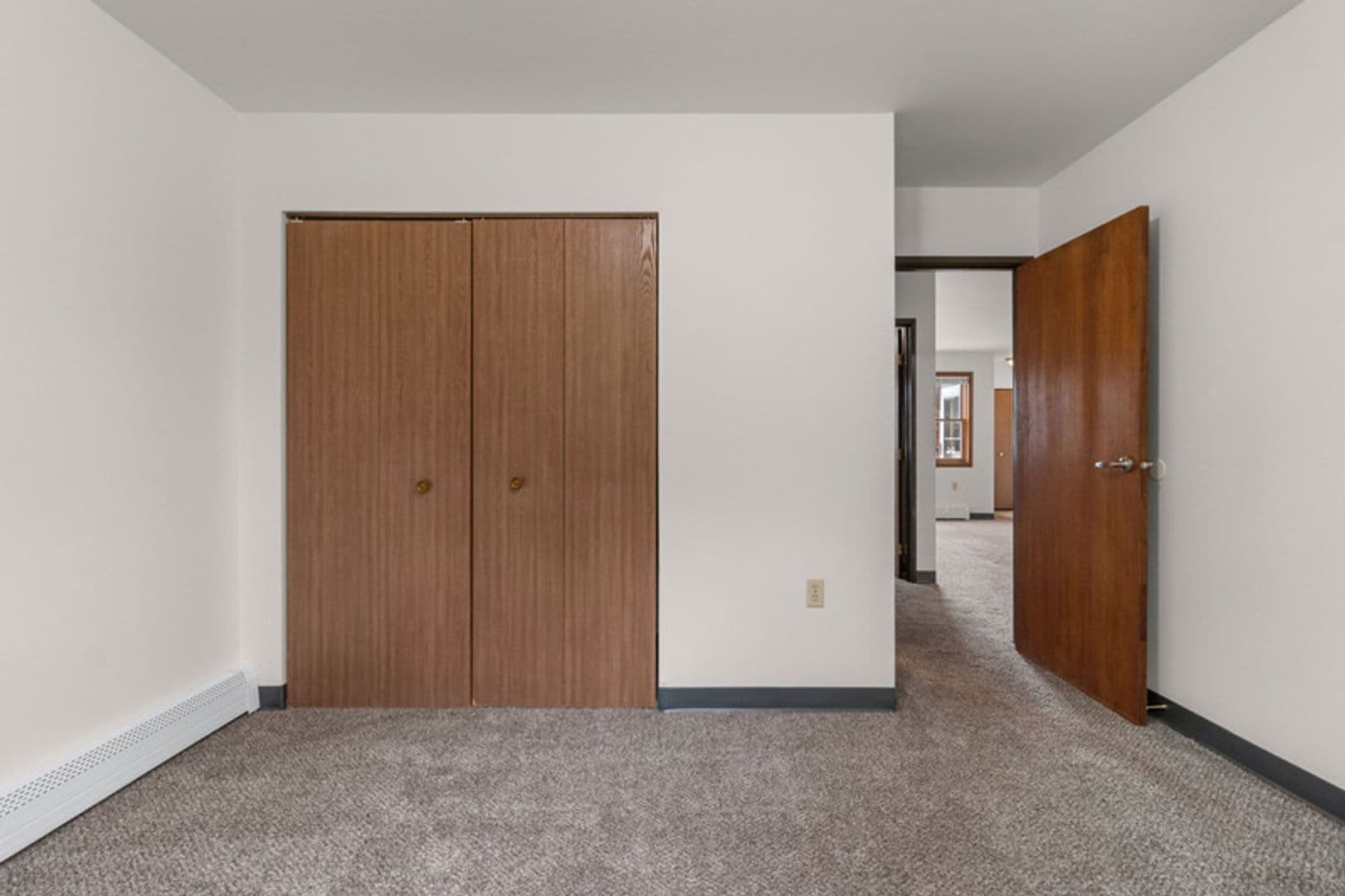 Plover Apartment: 2956 Hickory Drive