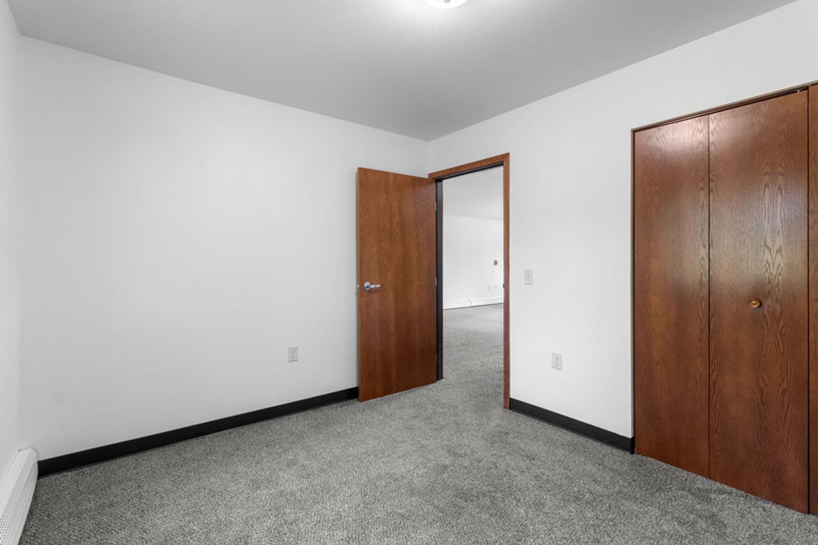 Plover Apartment: 2956 Hickory Drive