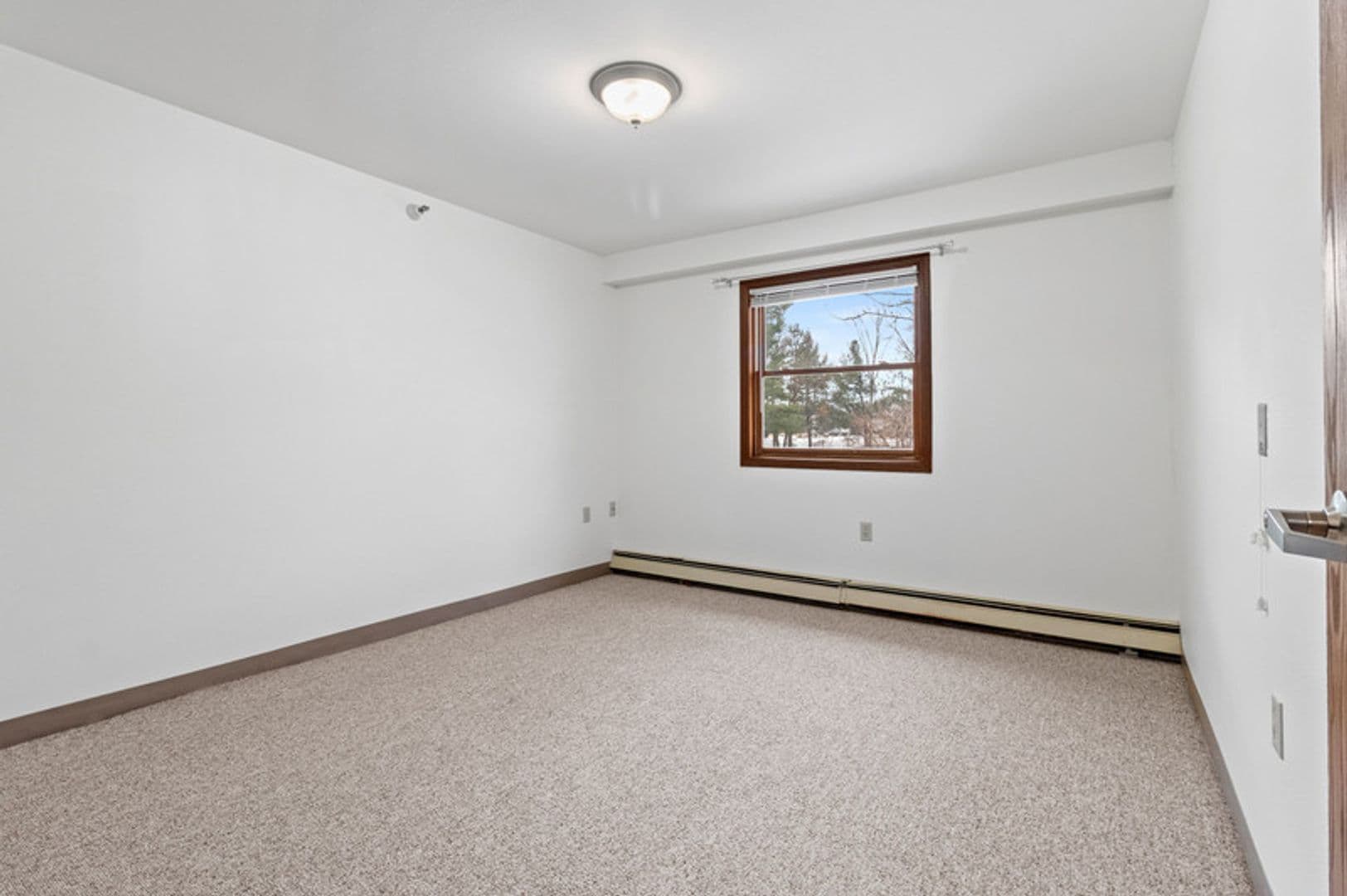 Plover Apartment: 2956 Hickory Drive