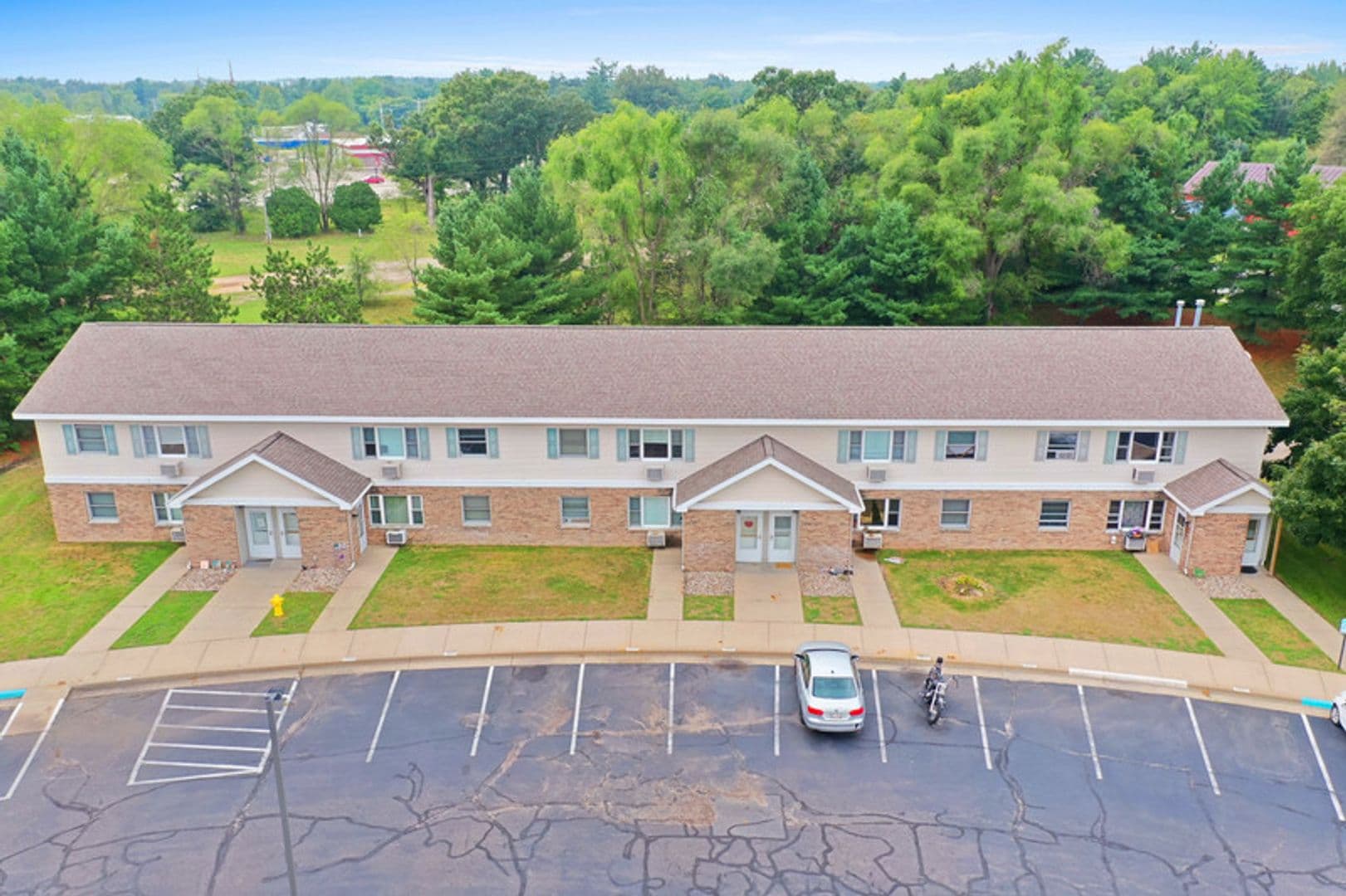 Plover Apartment: 2956 Hickory Drive