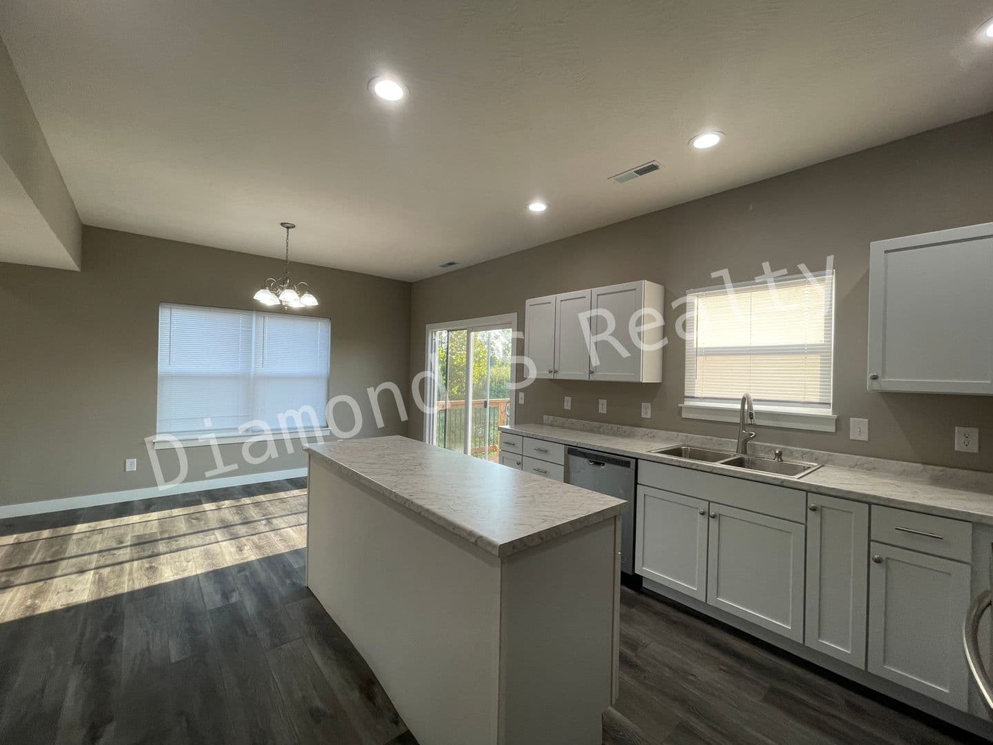 Ozark House: 2108 N 26th Street