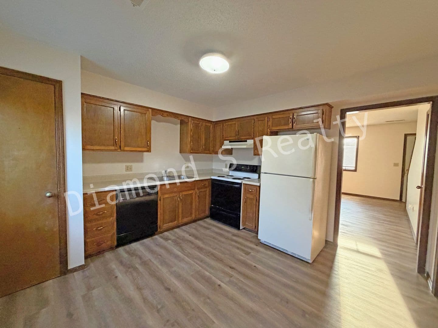 Nixa Apartment: 1201 North Main Street