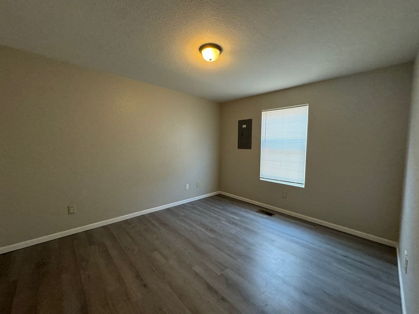 Rogersville Apartment: 420 Britt Lane