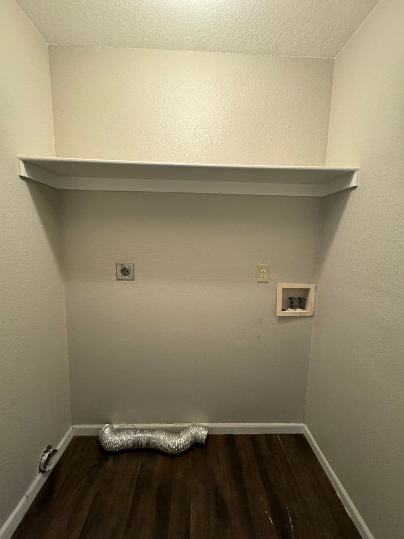 Rogersville Apartment: 420 Britt Lane
