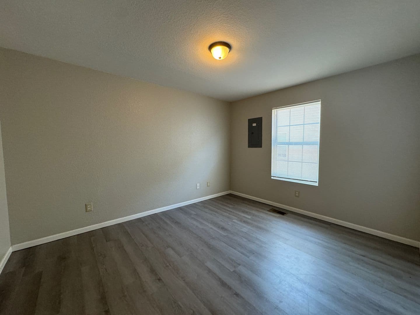 Rogersville Apartment: 420 Britt Lane