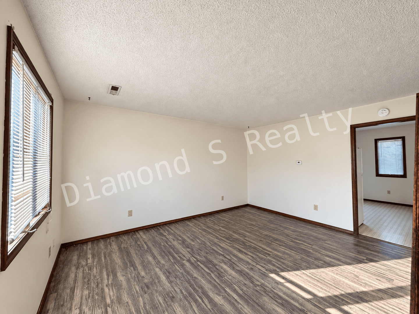 Nixa Apartment: 1201 North Main Street