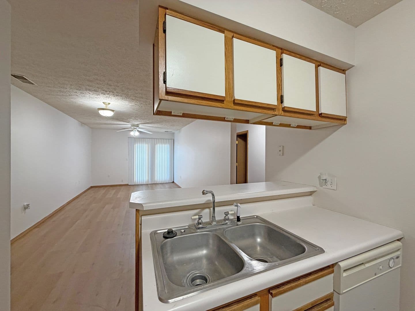 Nixa Apartment: 1300-1459 W Eaglewood Dr