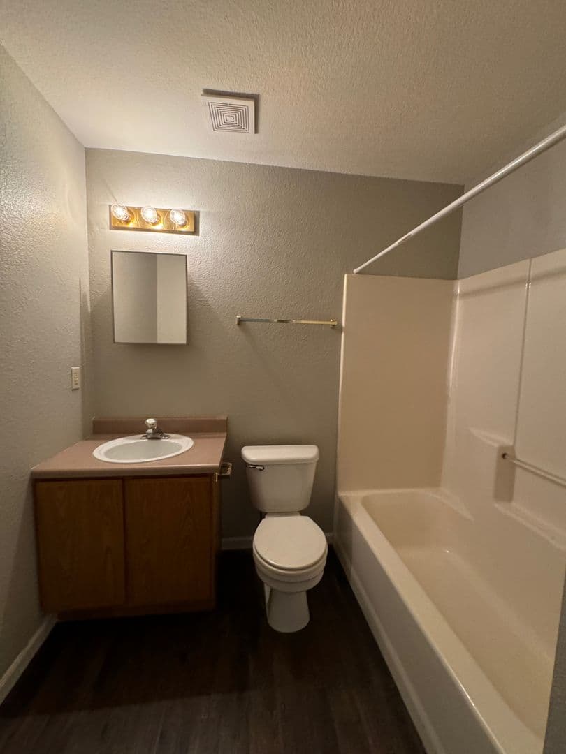 Rogersville Apartment: 420 Britt Lane