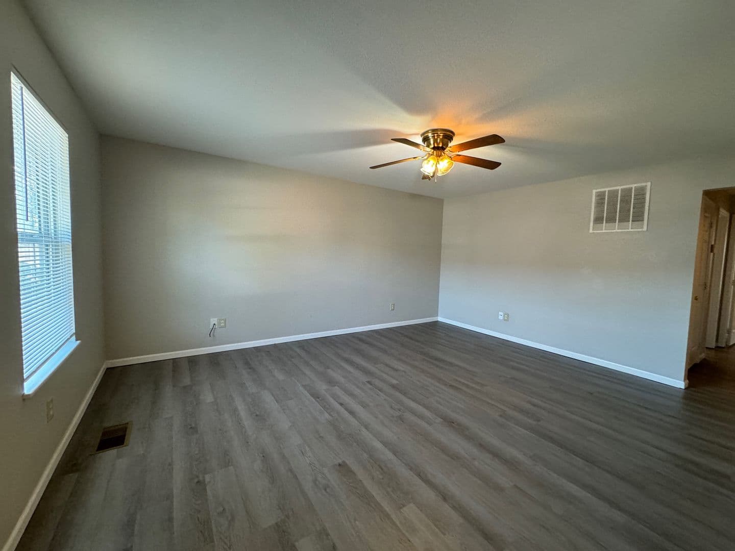 Rogersville Apartment: 420 Britt Lane