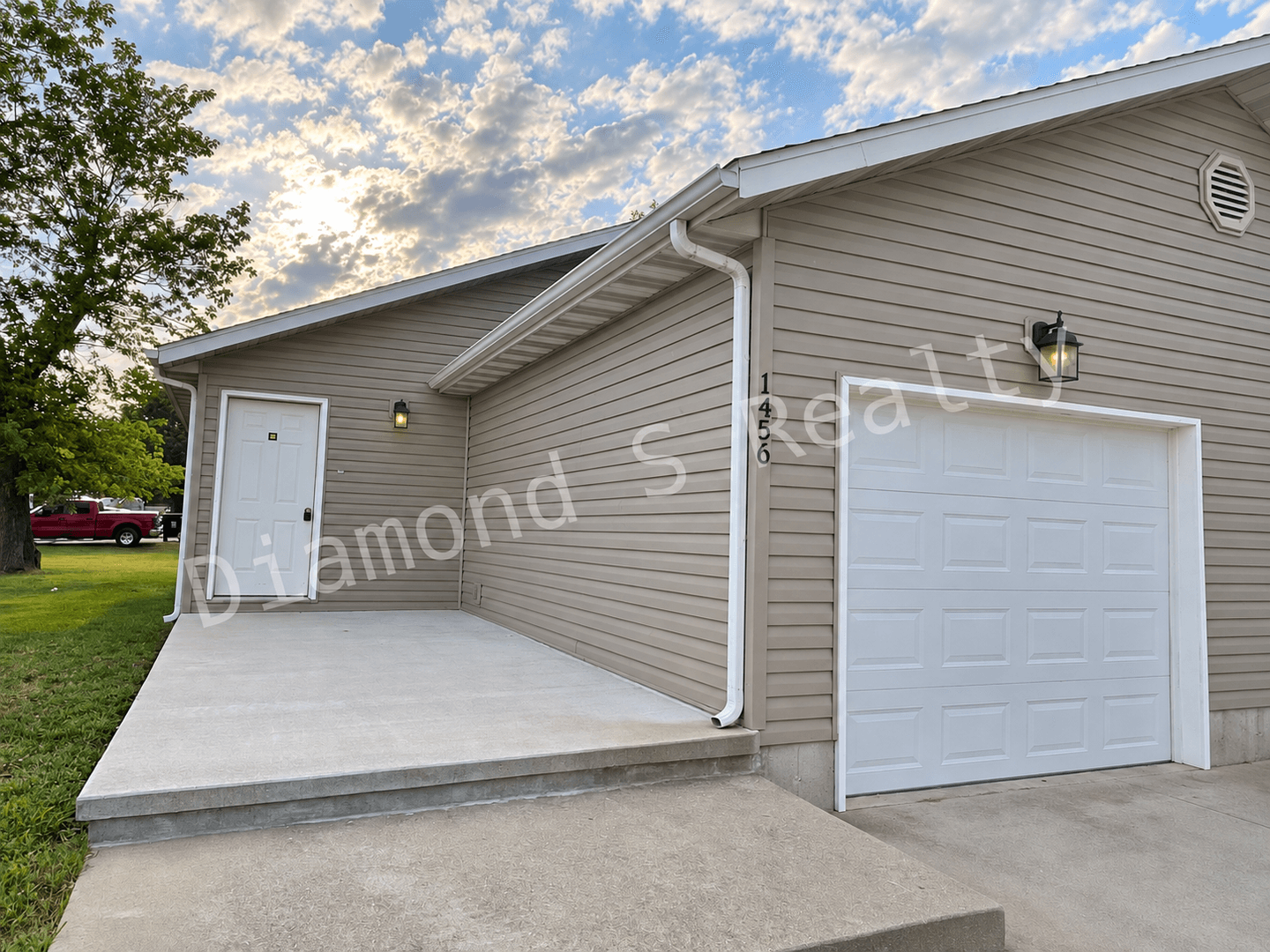 Springfield Multiplex: 1456 North Ethyl Avenue
