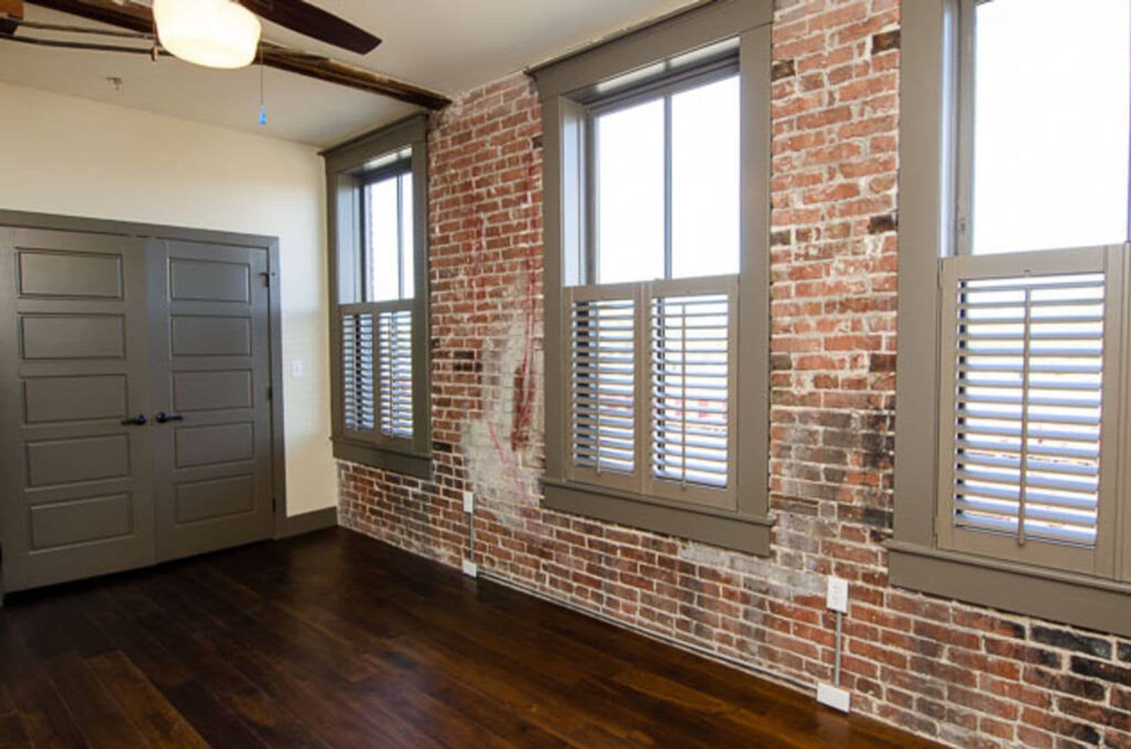 Springfield Condo: 203 West Commercial Street- 3B
