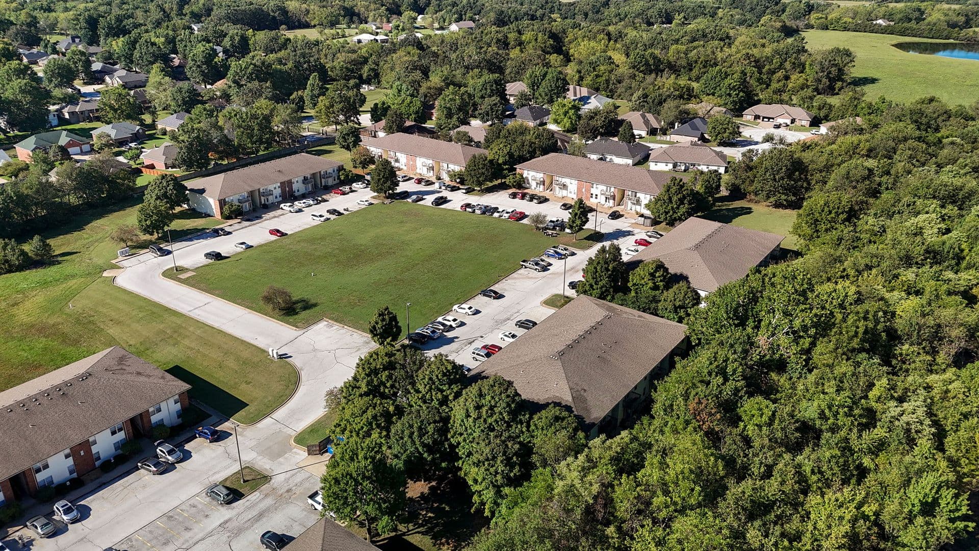 Nixa Apartment: 1300-1459 W Eaglewood Dr