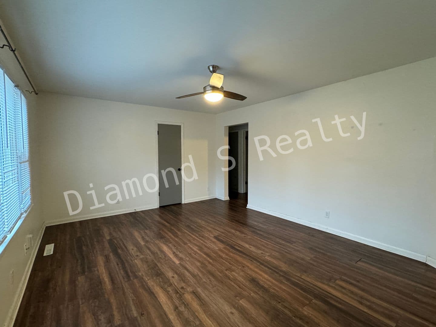 Springfield House: 2432 East Bennett Street