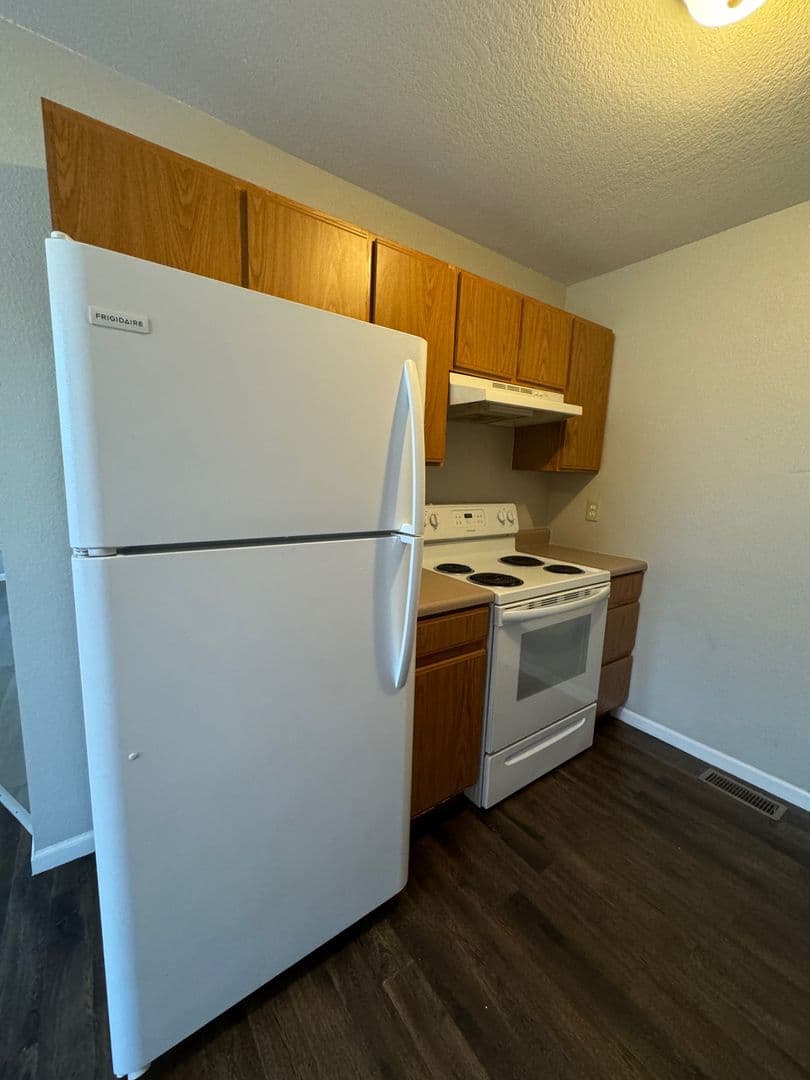 Rogersville Apartment: 420 Britt Lane