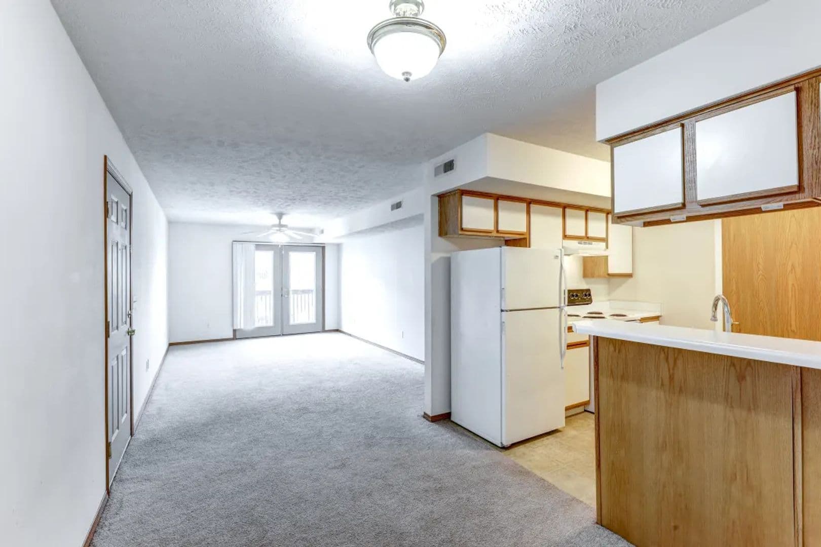 Ozark Apartment: 5513 N 12th St