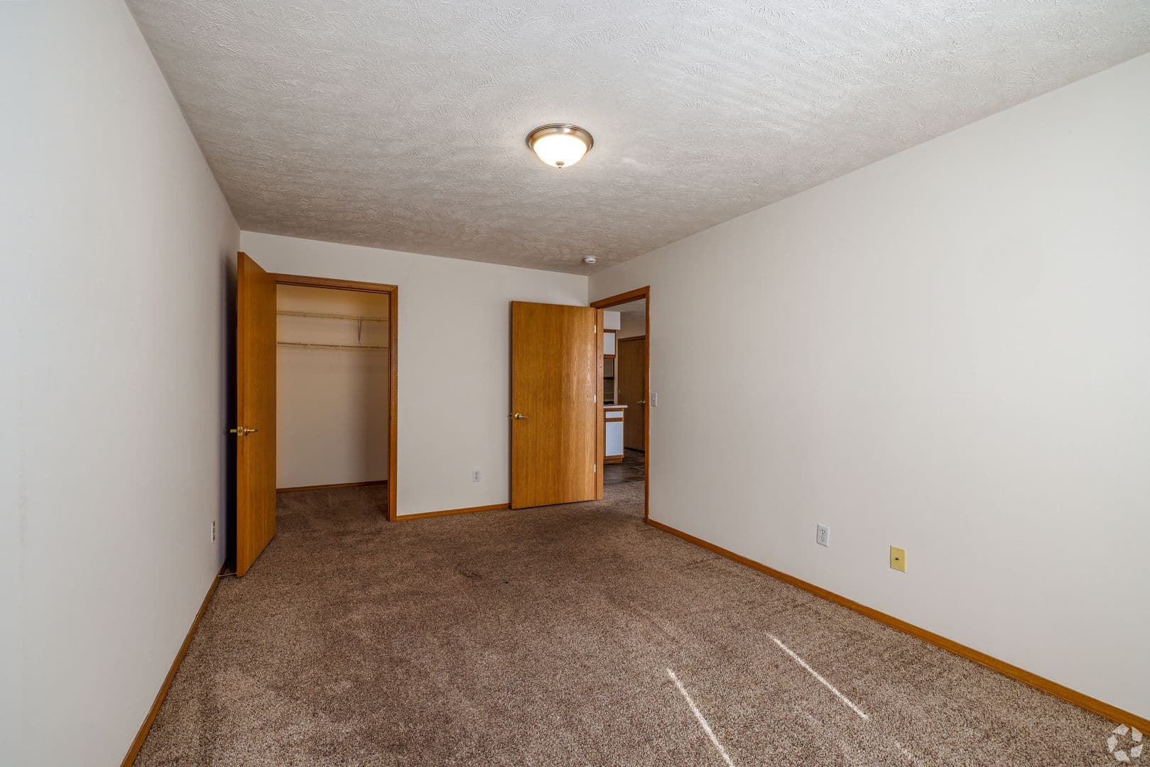 Nixa Apartment: 1300-1459 W Eaglewood Dr