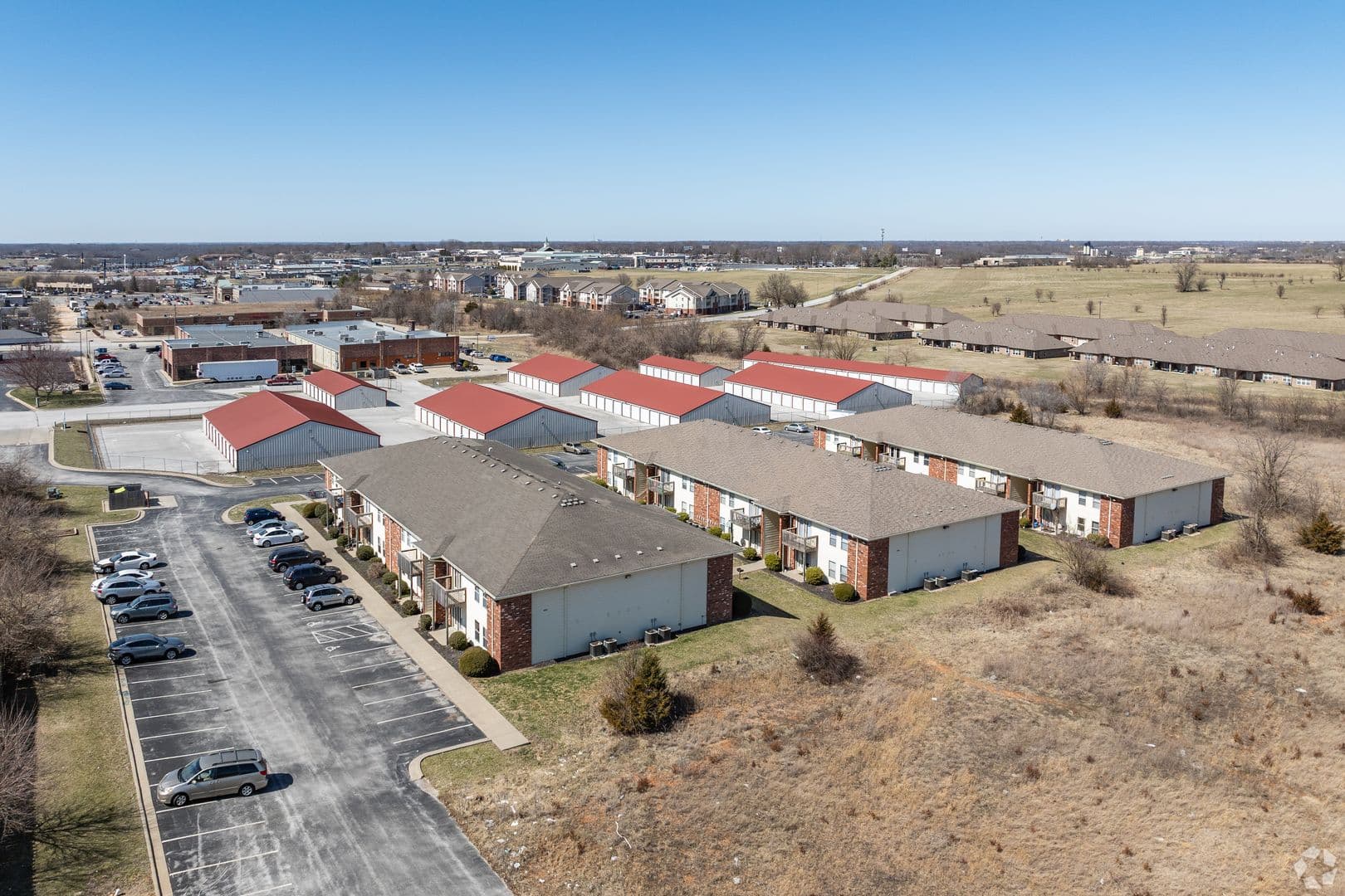 Ozark Apartment: 5513 N 12th St