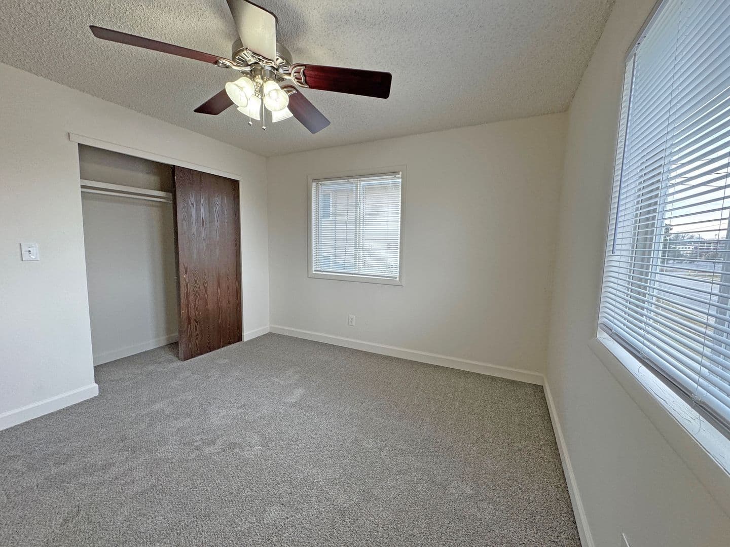 Springfield Apartment: 1210 E Cherry St