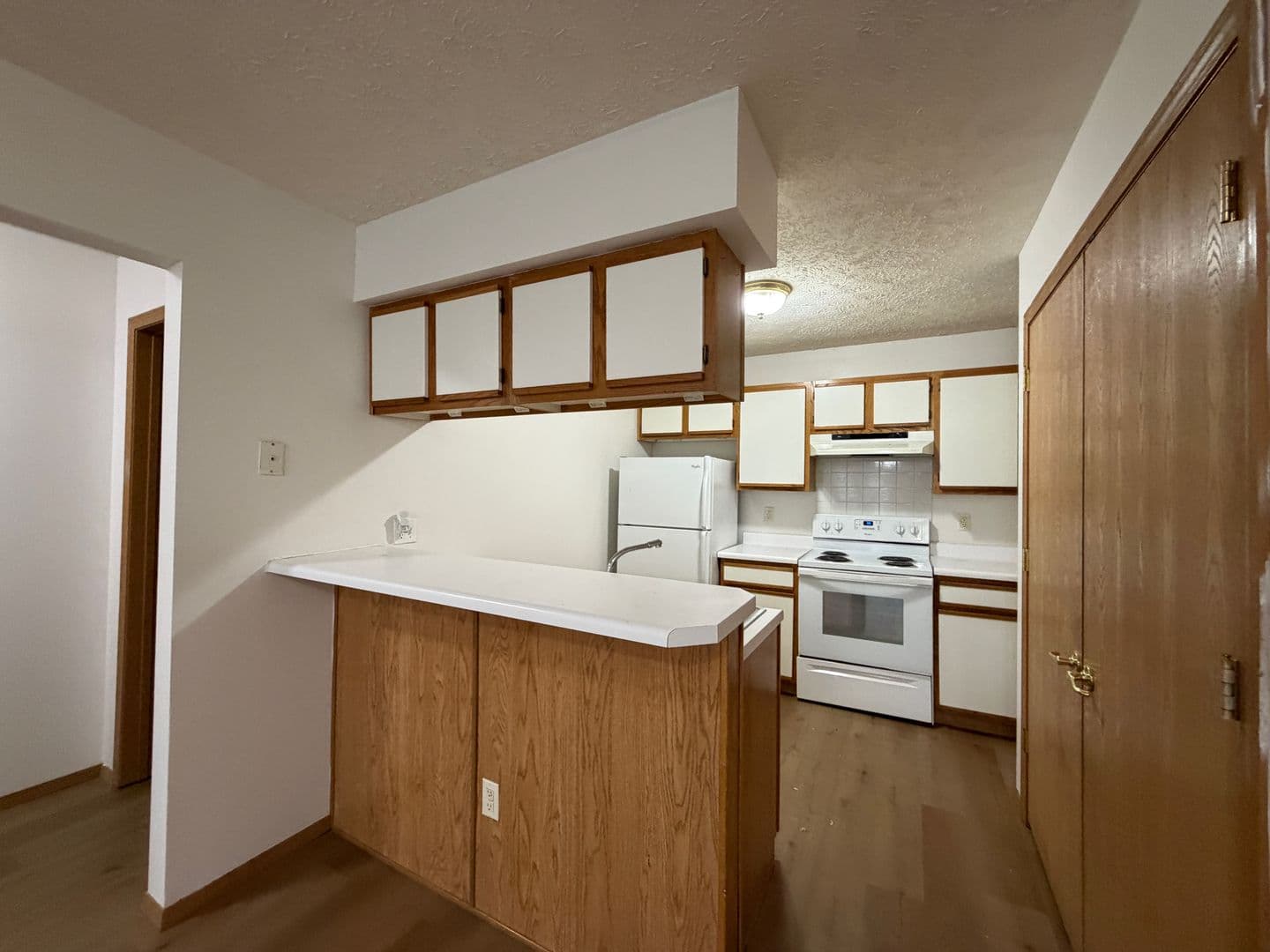 Nixa Apartment: 1300-1459 W Eaglewood Dr