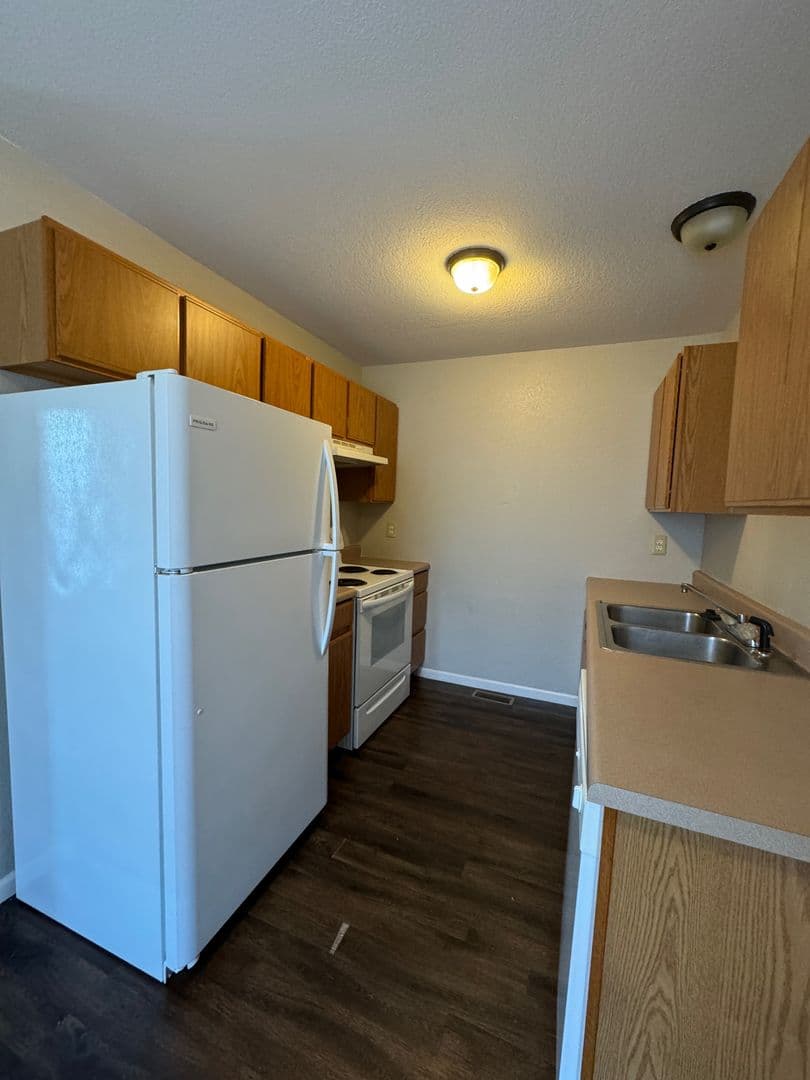 Rogersville Apartment: 420 Britt Lane