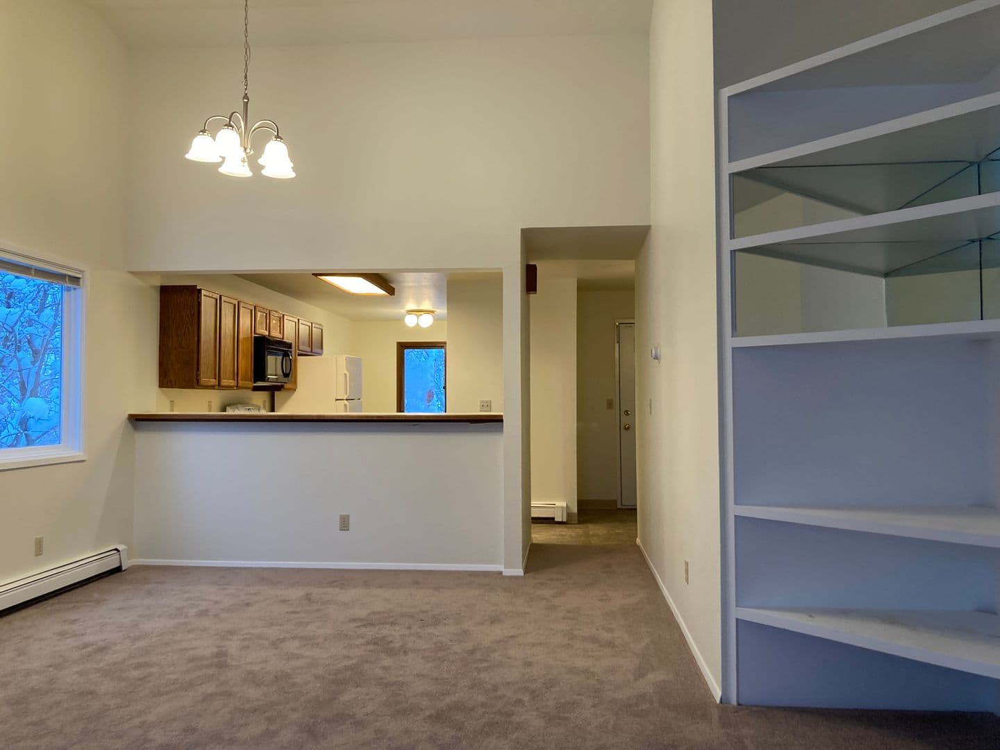 Anchorage House: 5620 E. 40th Ave #C303