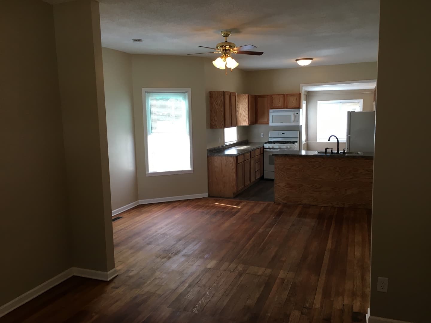 Omaha House: 3515 Jones St.