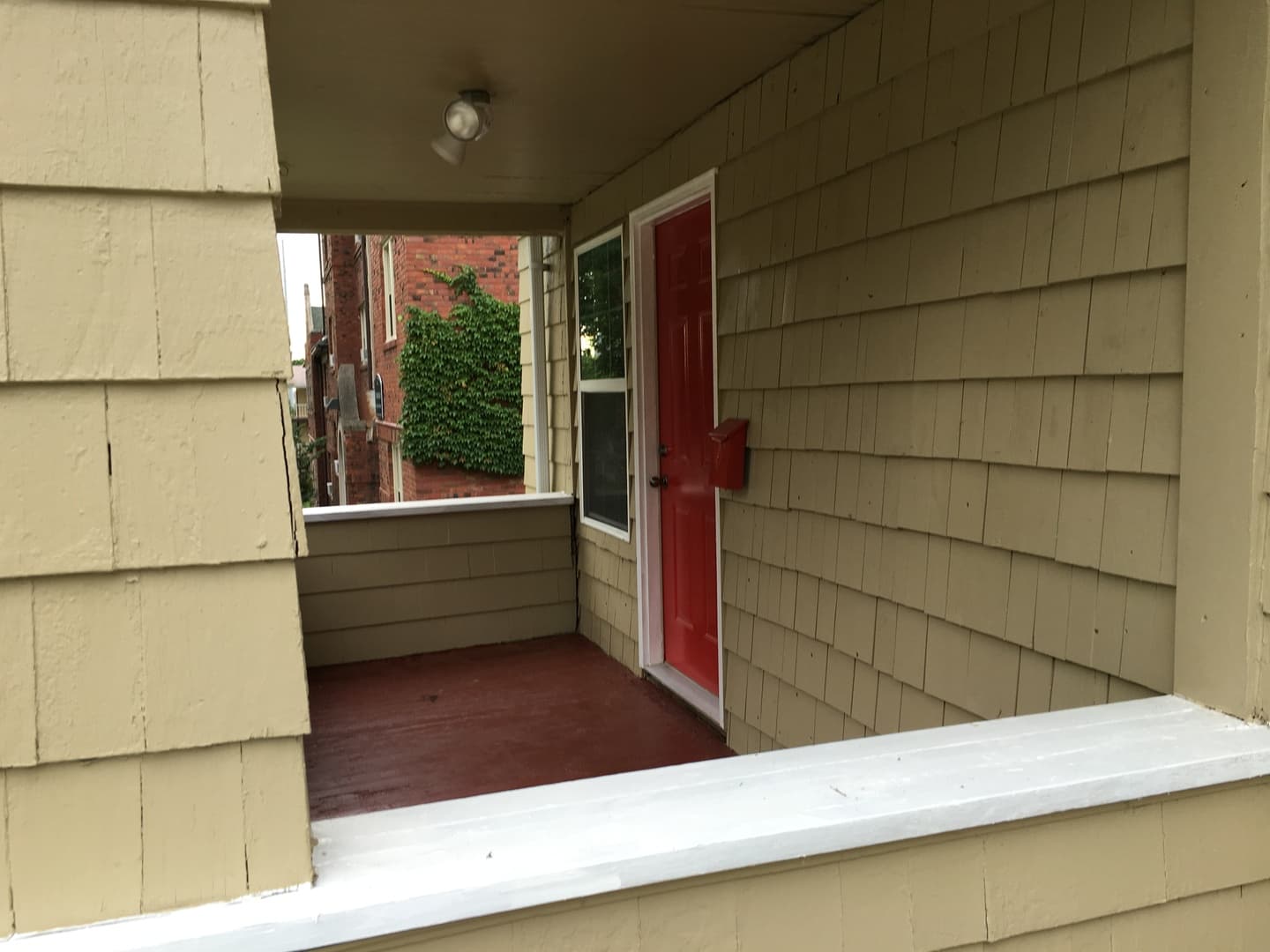 Omaha House: 3515 Jones St.