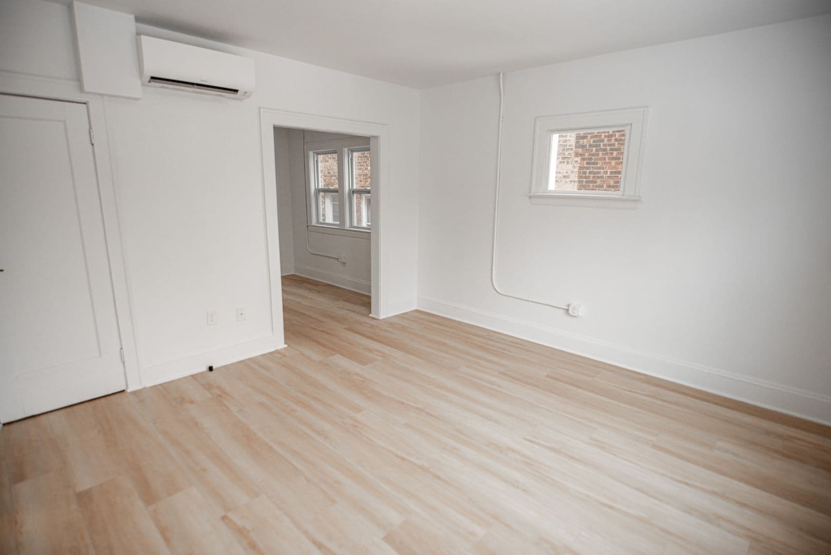 Cleveland Apartment: 1384-1388 W 83rd St
