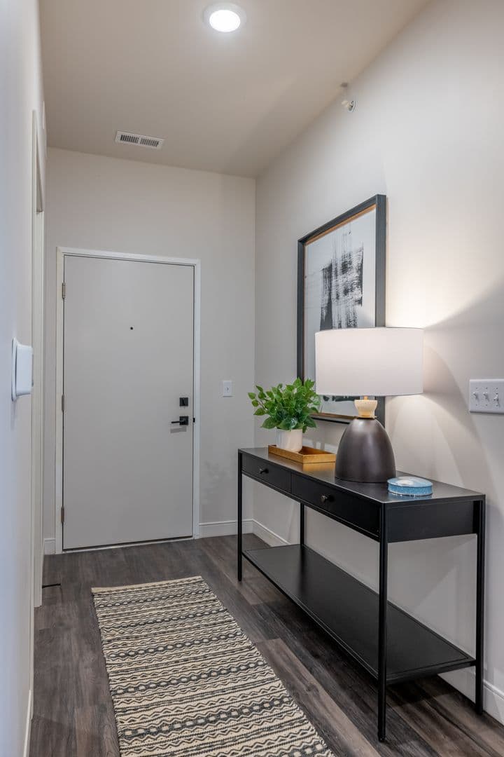 Helena Apartment: 3710 Appellate Avenue