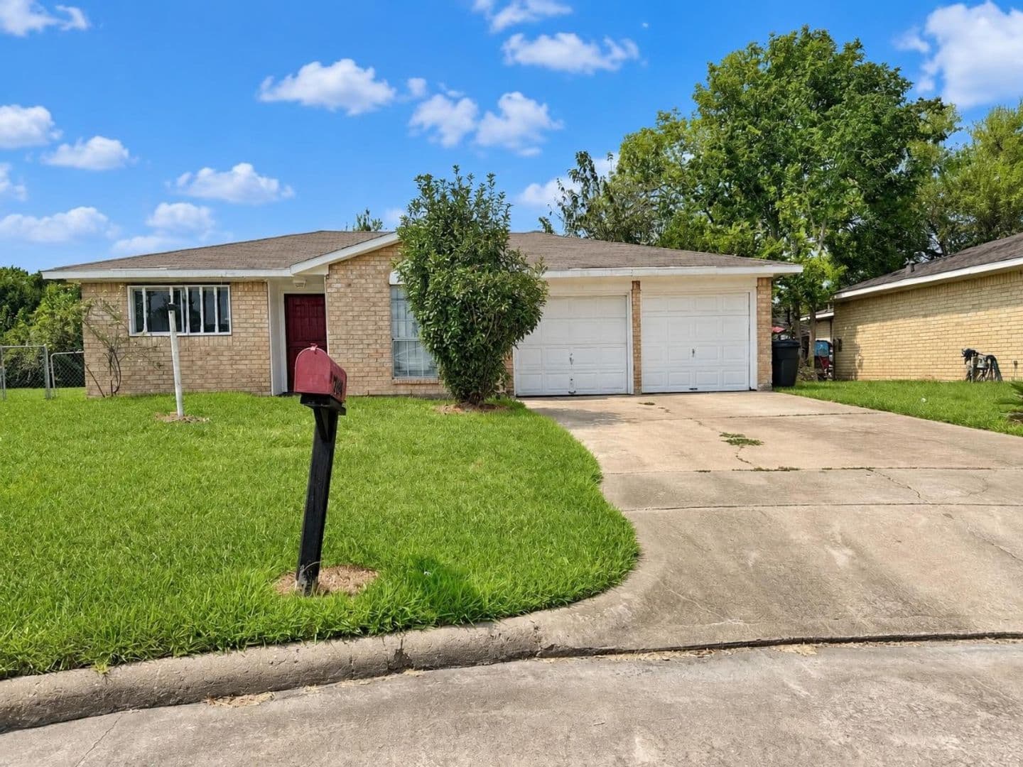 Houston House: 12814 Greenshire Dr.