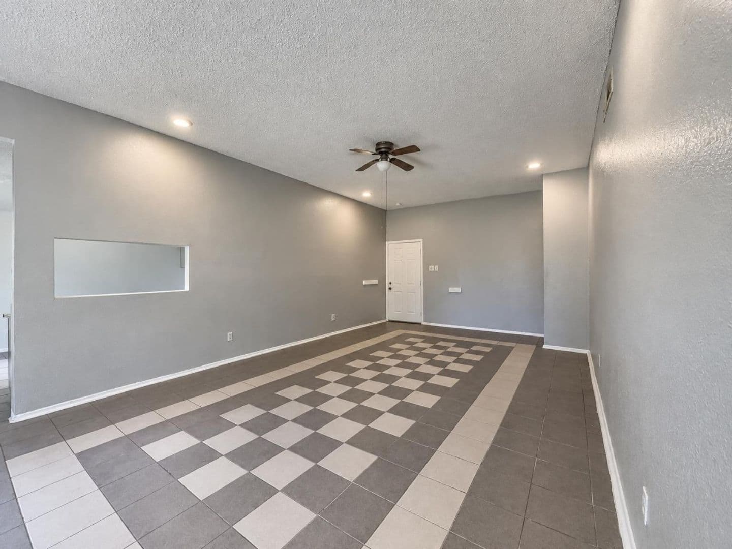 Houston House: 12710 Redfern Dr.