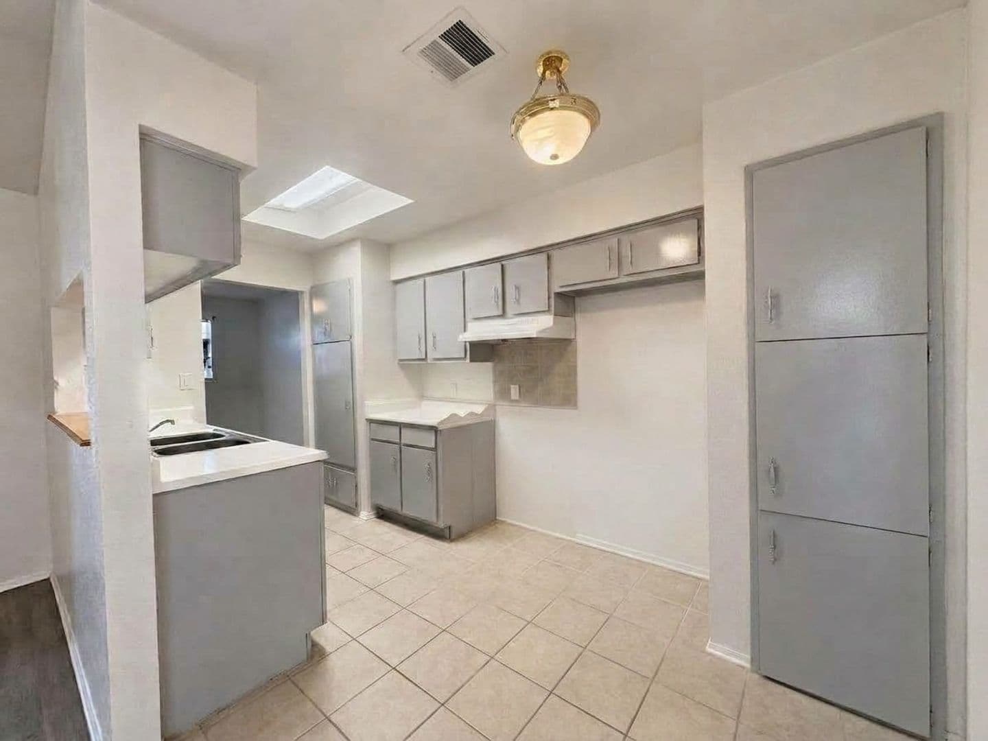 Houston House: 12814 Greenshire Dr.