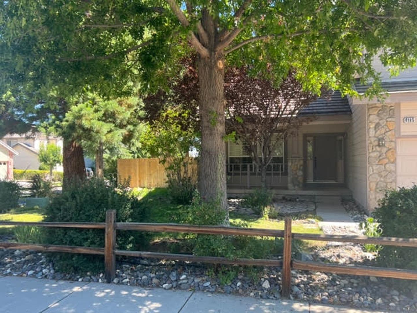 Reno House: 4185 Falling Water Drive