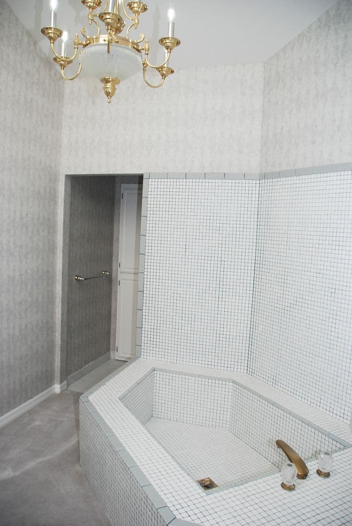 Reno House: 2435 Rock Hill Circle