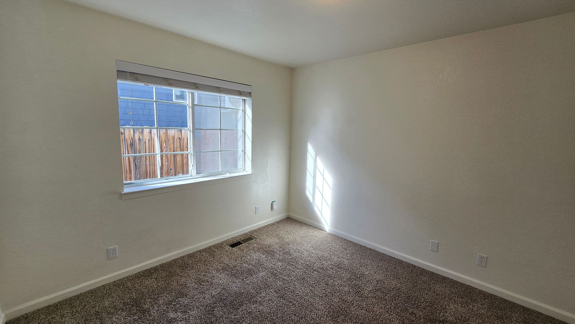 Reno Apartment: 239 Cheney Street