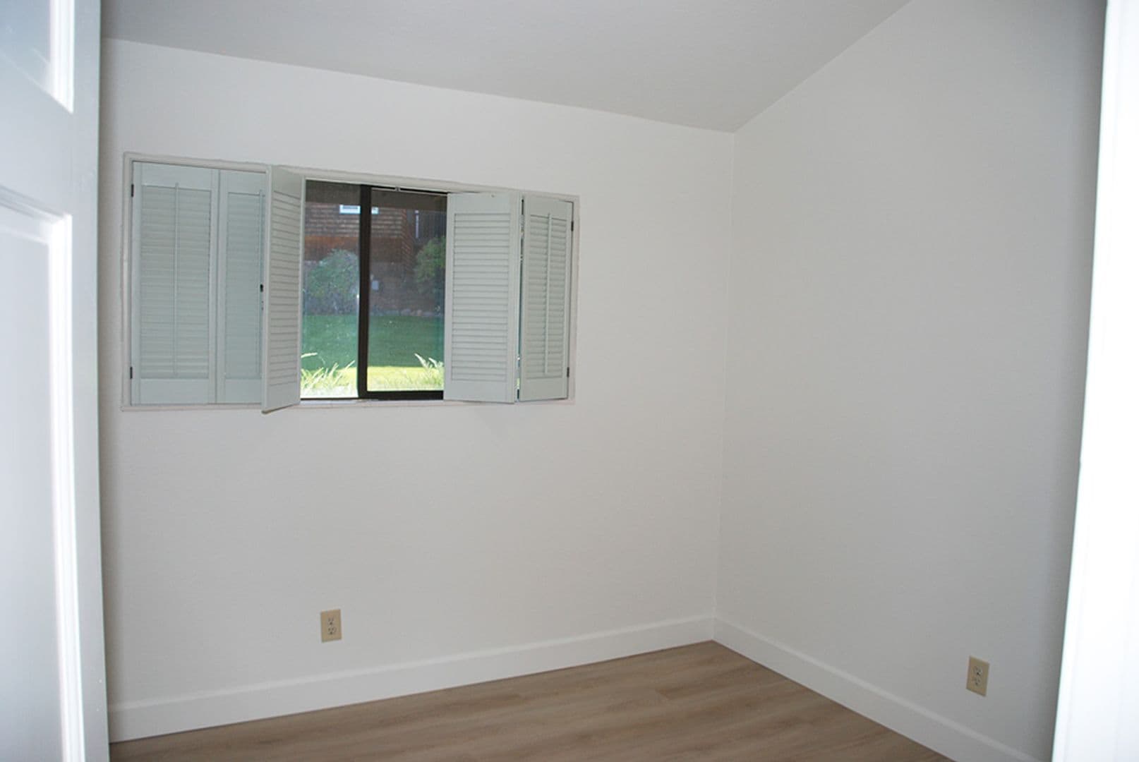 Reno House: 2435 Rock Hill Circle