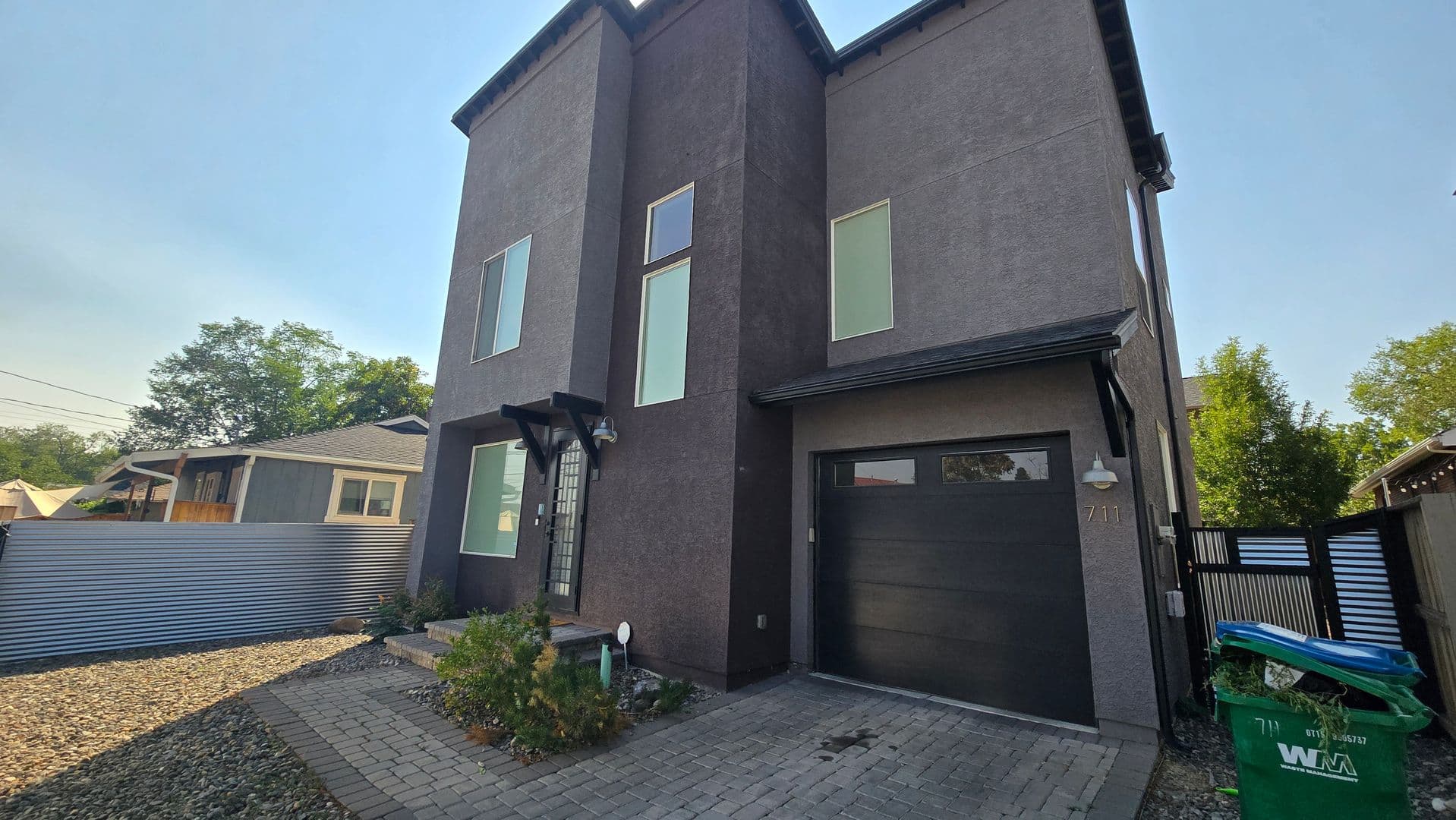 Reno House: 711 Roberts Street
