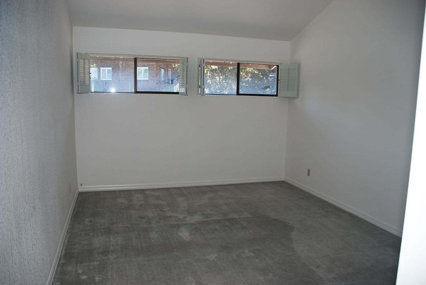 Reno House: 2435 Rock Hill Circle