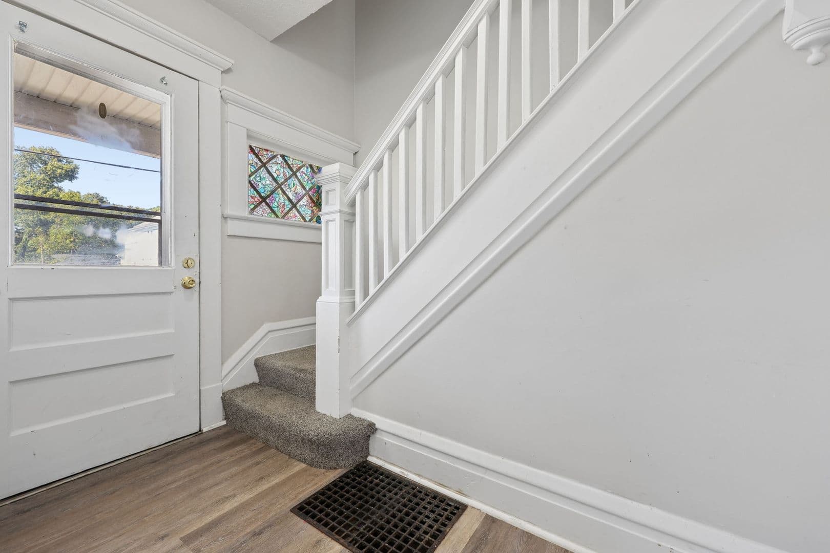 Newark House: 304 Mount Vernon Road