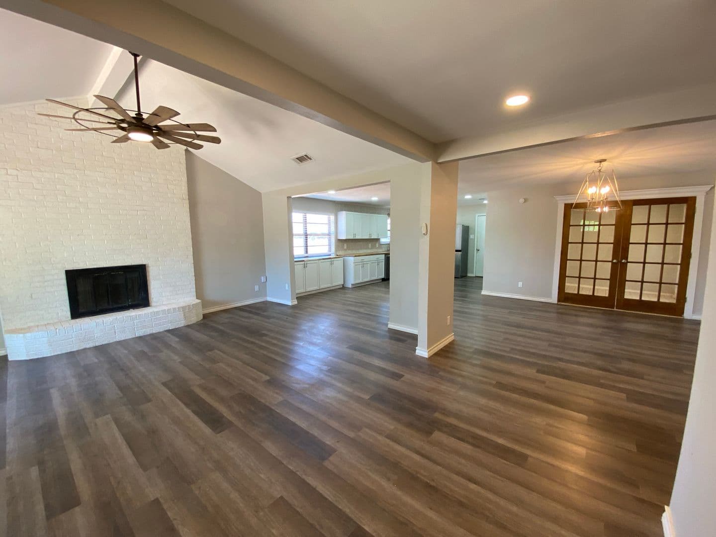San Angelo House: 5218 Green Valley Trail