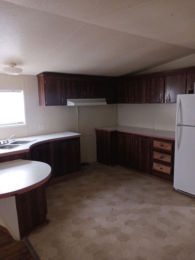 San Angelo Apartment: 729-731-733 Cactus Lane