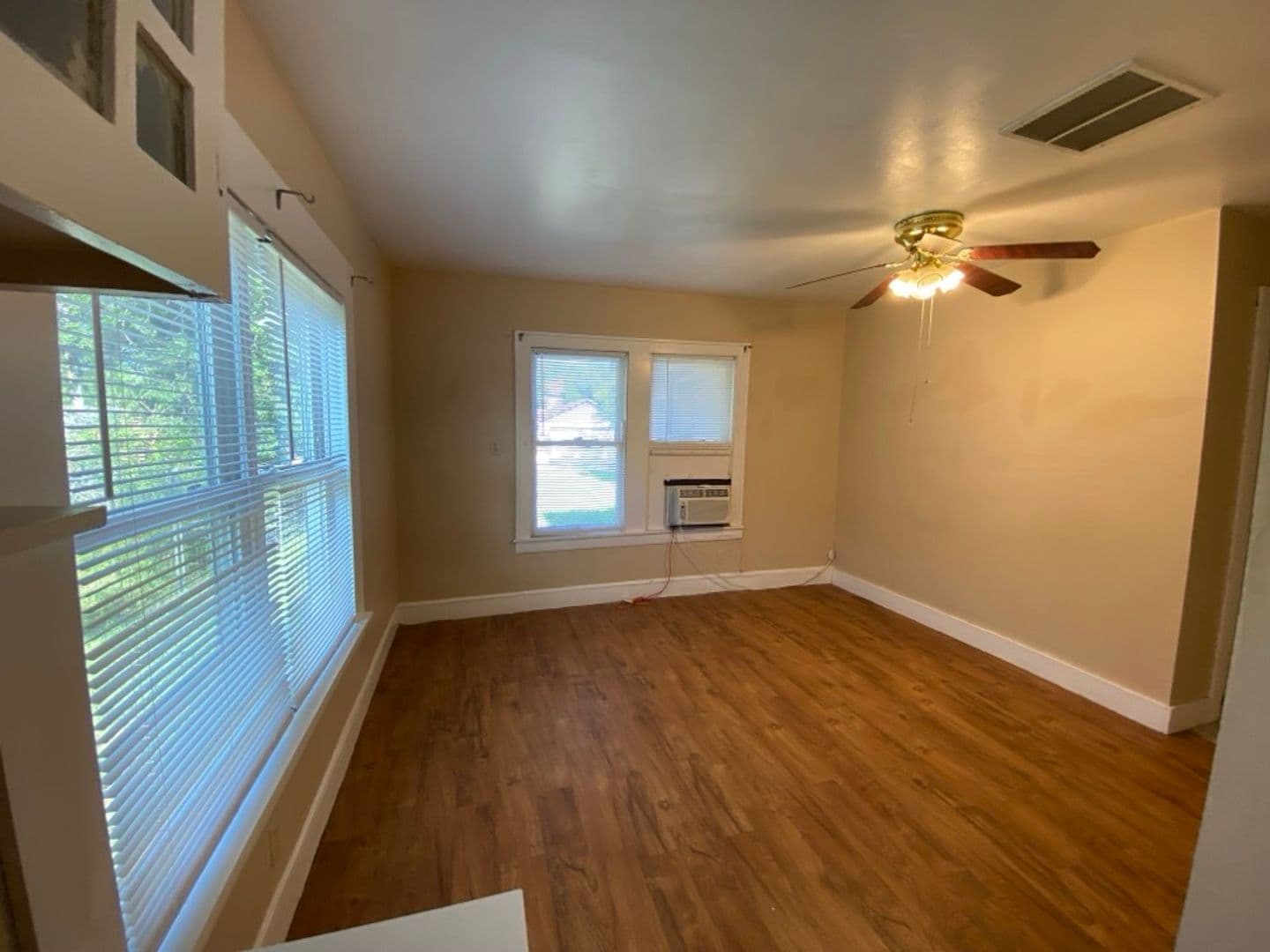 San Angelo House: 909 S. Abe Unit B