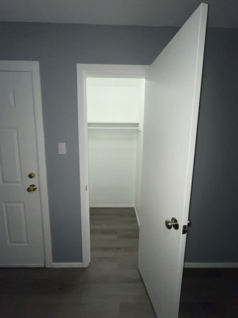 San Angelo Apartment: 1707-1717 Greenwood St