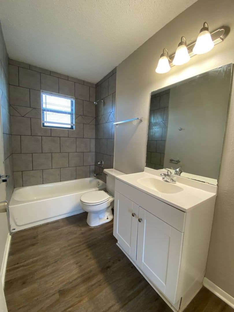 San Angelo Apartment: 2909 San Antonio St.