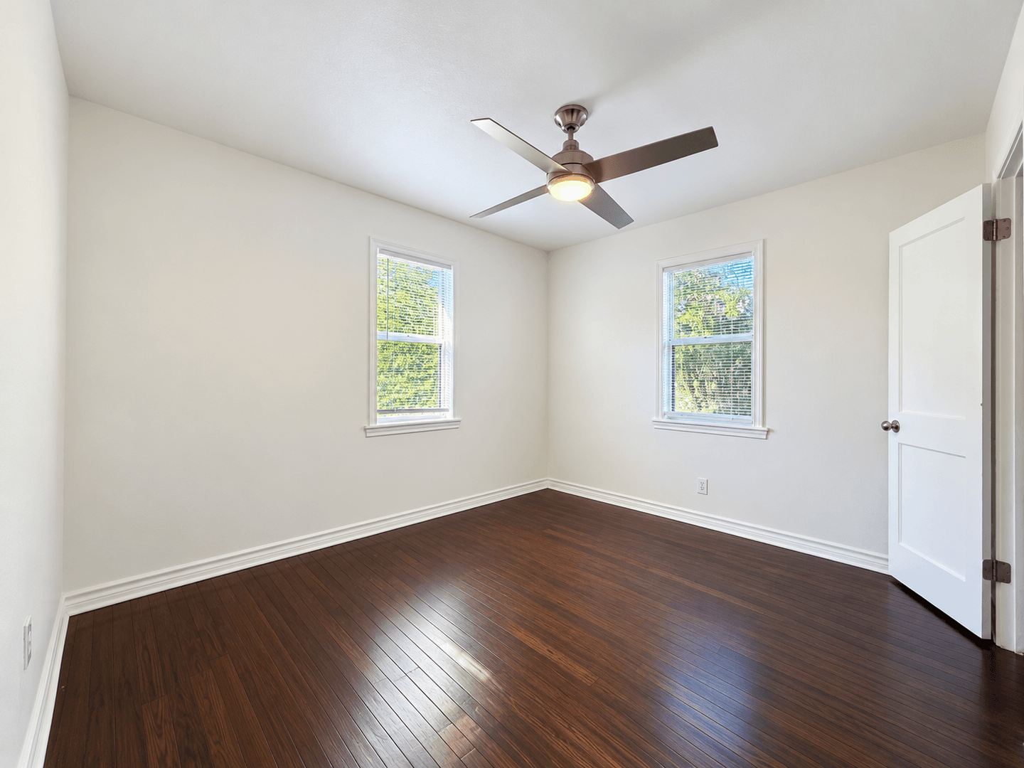 San Angelo House: 206 E 12th St