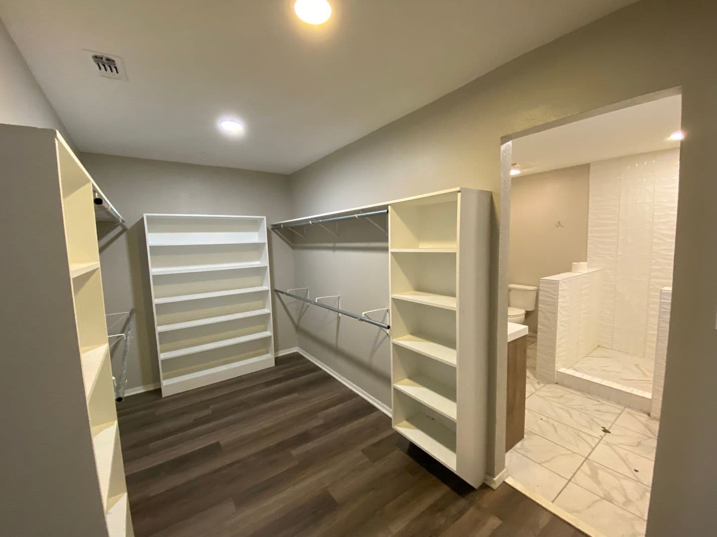 San Angelo House: 5218 Green Valley Trail