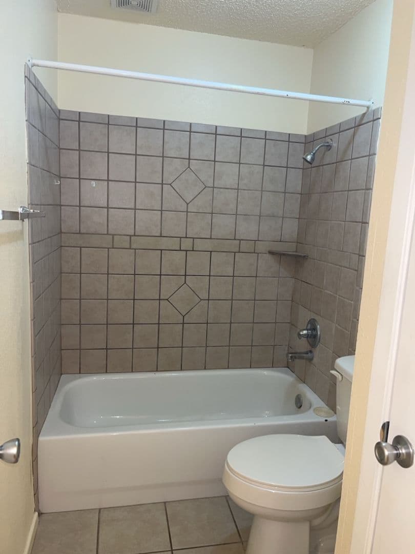 San Angelo Apartment: 1901 Pulliam