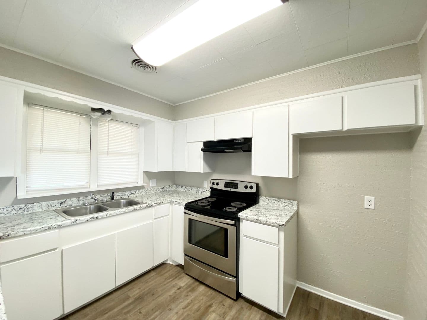 San Angelo House: 2802 A&M